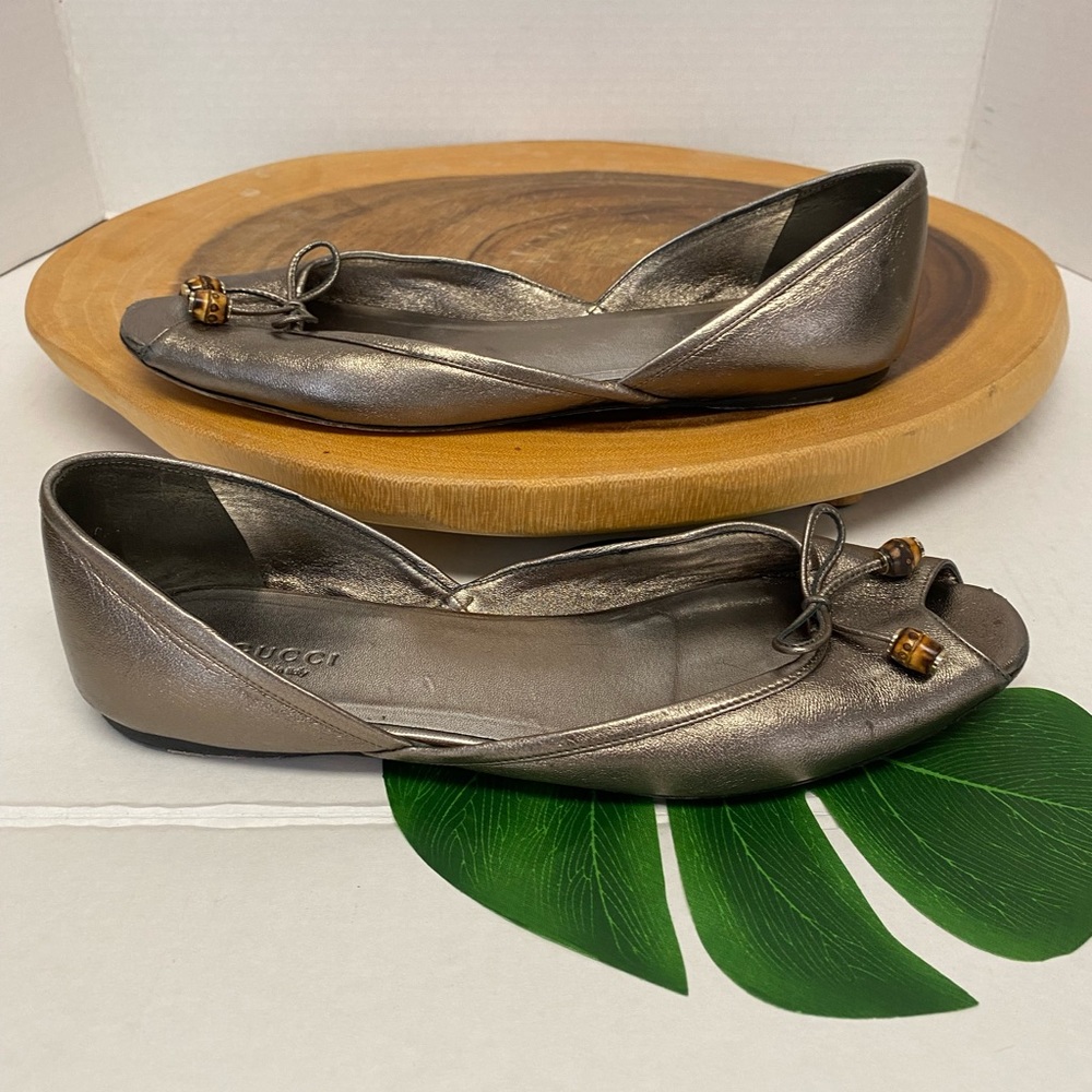 Gucci Pewter Bamboo Beaded Peep Toe Leather Flats